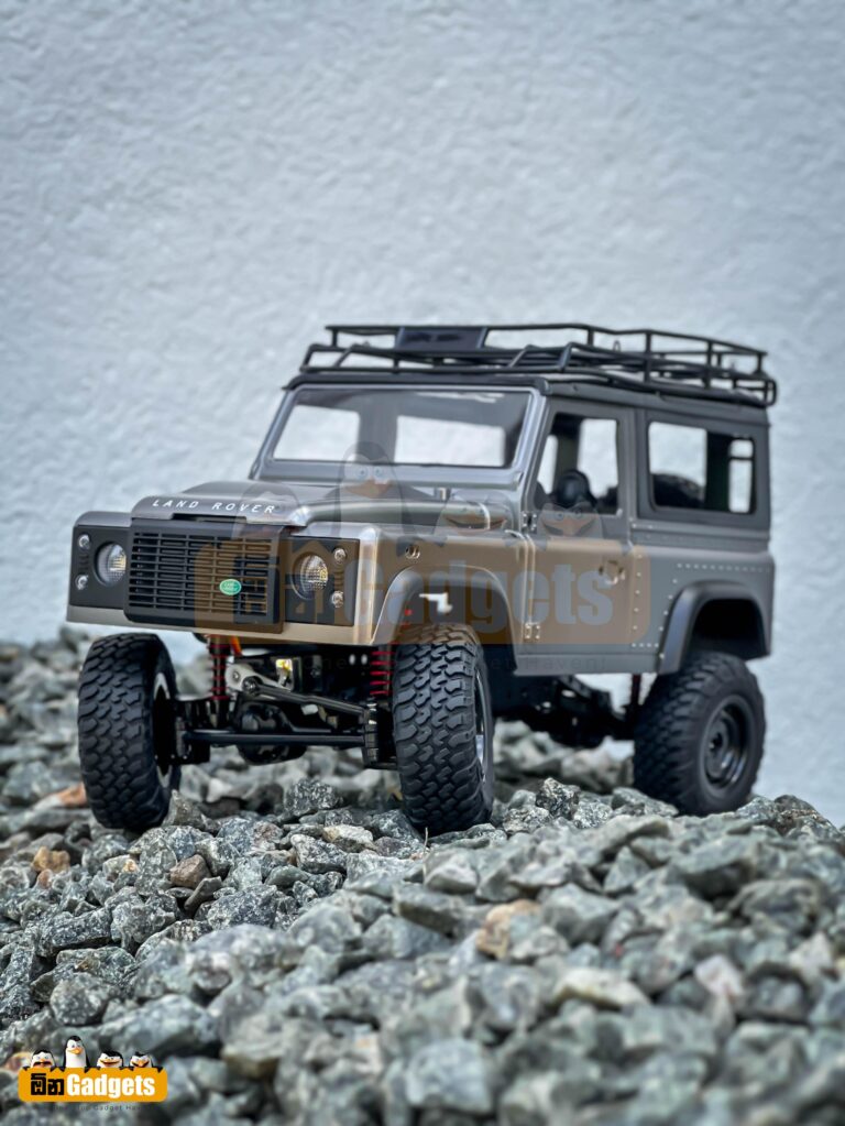 MN99S V2 Land Rover Licensed Defender - Image 3