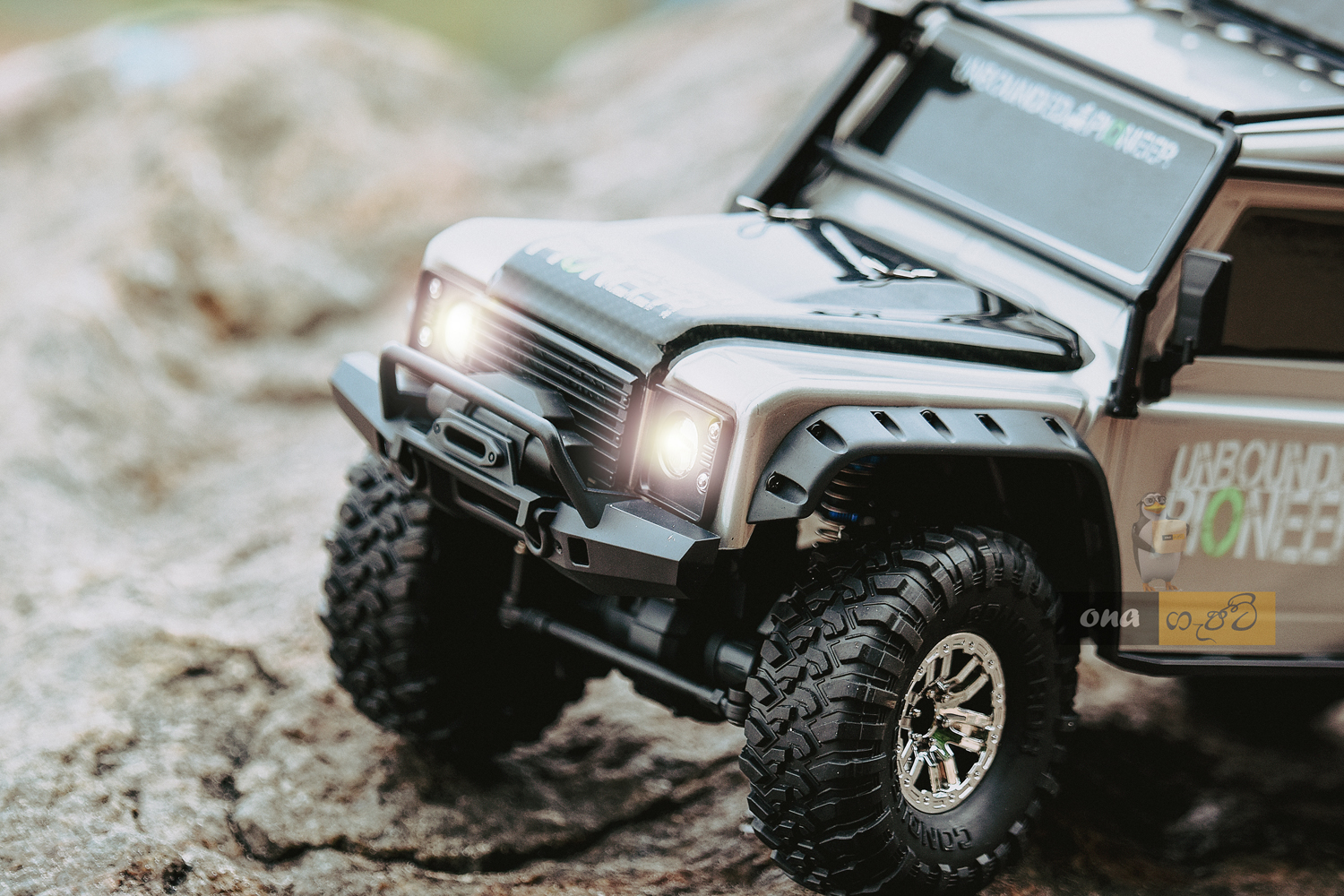 RC 1:10 Scale 4WD D110 Zp1002 TRX4 Clone Defender Rock Crawler T - Image 3