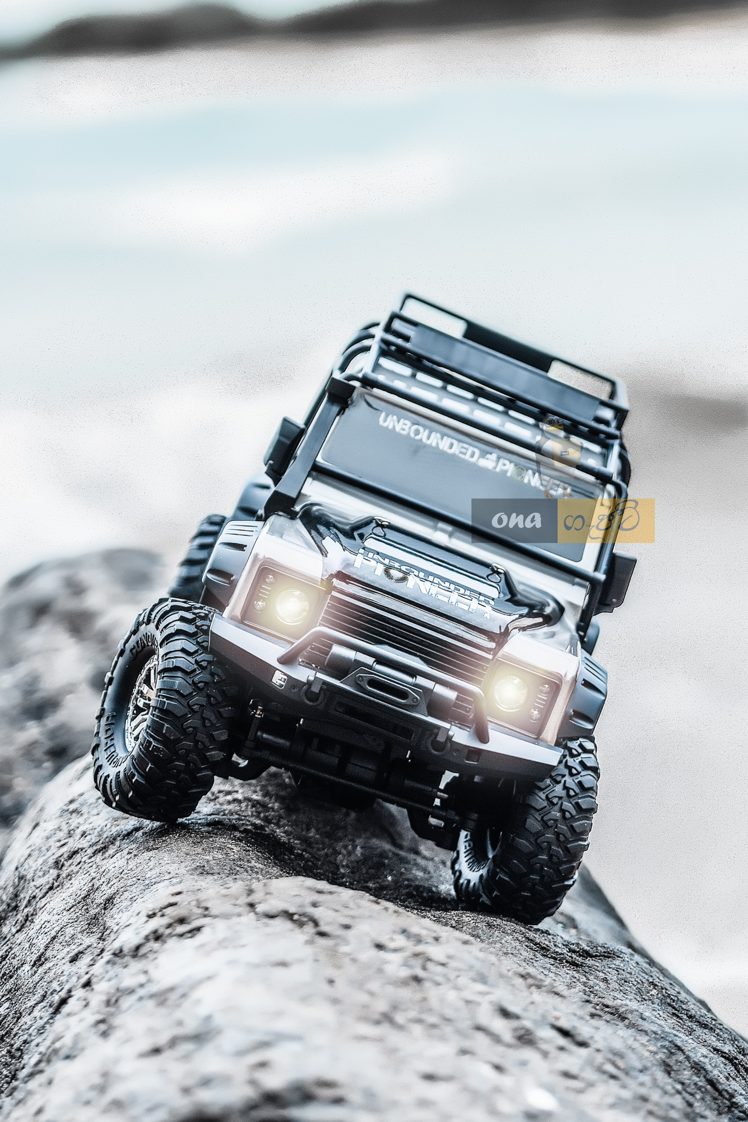 RC 1:10 Scale 4WD D110 Zp1002 TRX4 Clone Defender Rock Crawler T - Image 4